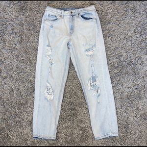 COPY - ✰ high waisted & distressed mom jeans ✰
